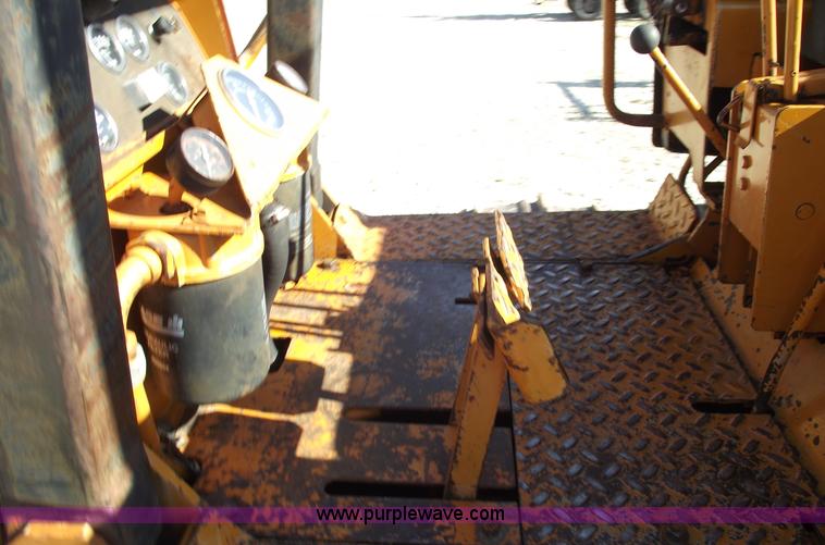 image for item C5755 Case 475 vibratory cable plow