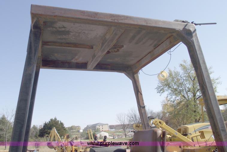 image for item C5755 Case 475 vibratory cable plow