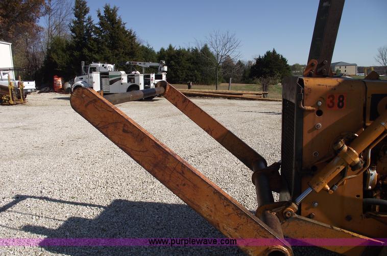 image for item C5755 Case 475 vibratory cable plow