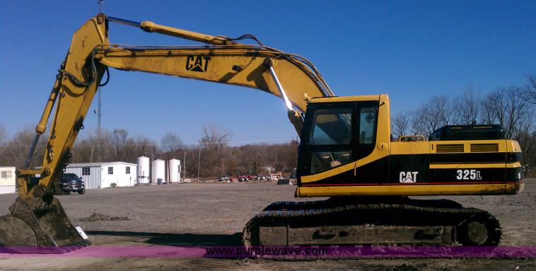 image for item C5794 1992 Caterpillar 325L excavator