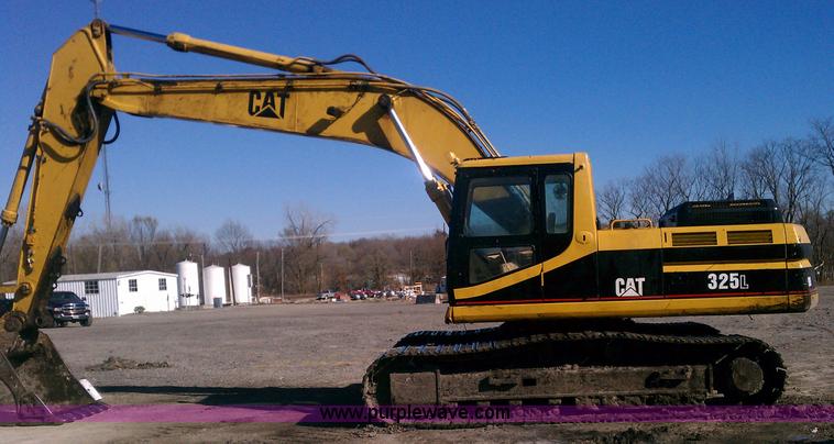 image for item C5794 1992 Caterpillar 325L excavator