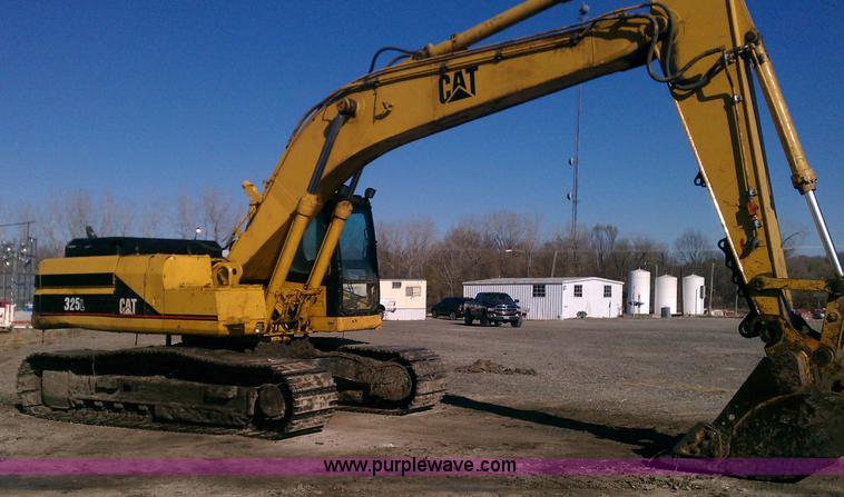 image for item C5794 1992 Caterpillar 325L excavator