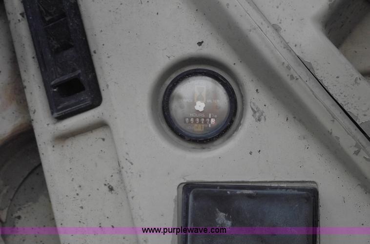image for item C5794 1992 Caterpillar 325L excavator