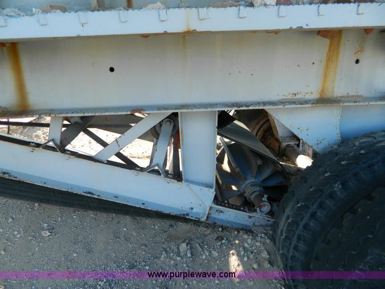 image for item D8604 Universal 4136 crusher