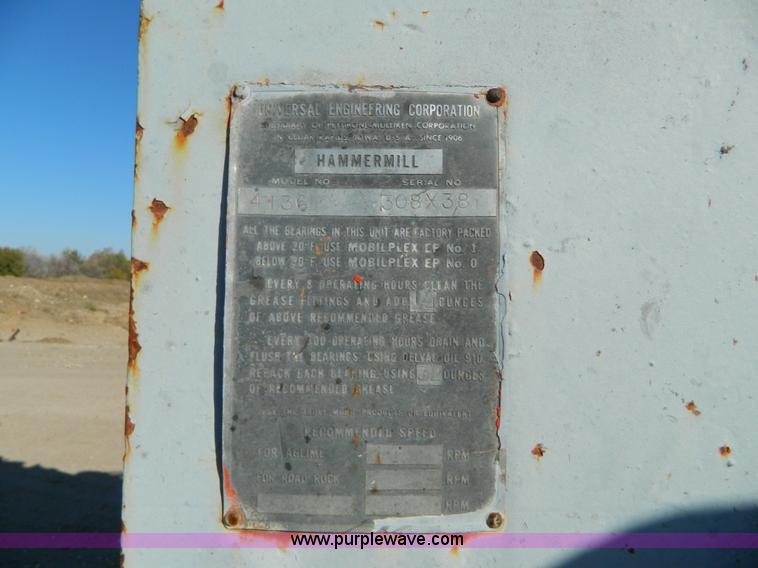 image for item D8604 Universal 4136 crusher