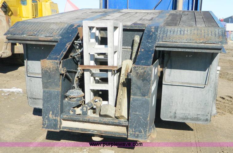 image for item D8607 1991 Trail King TK50 detach trailer