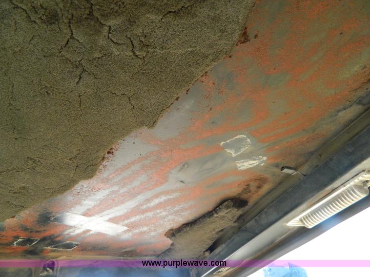 image for item D8609 1988 John Deere 850B Long Track dozer