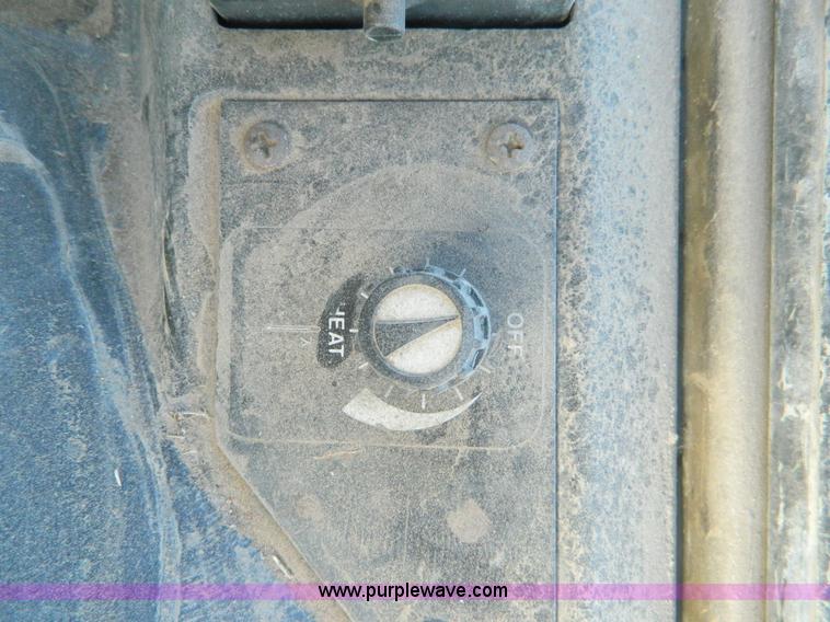 image for item D8609 1988 John Deere 850B Long Track dozer