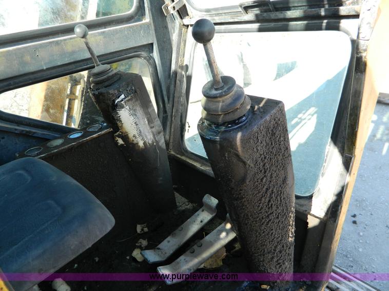 image for item D8623 American 35A excavator