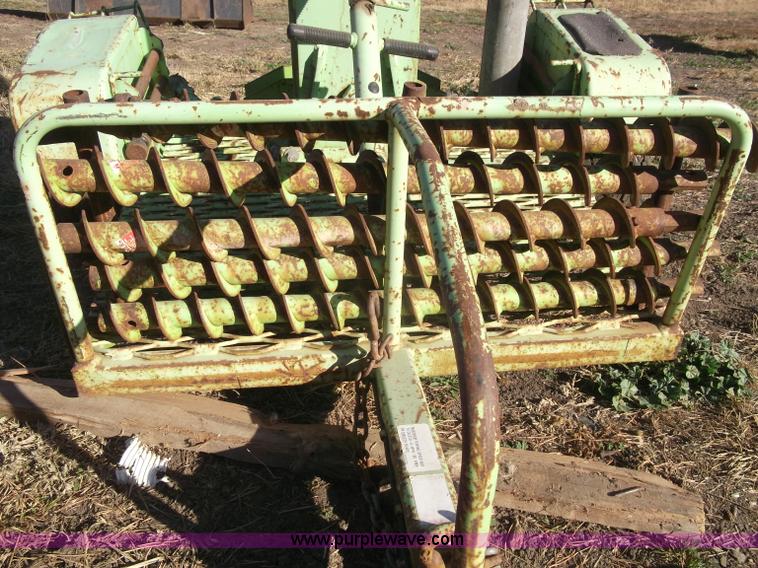 image for item G9400 Dig-r-mobile 550 auger drill