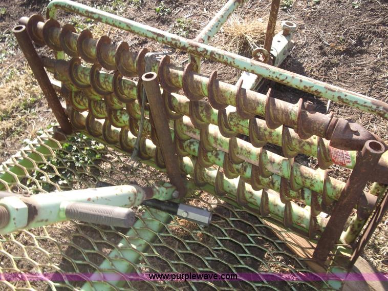 image for item G9400 Dig-r-mobile 550 auger drill