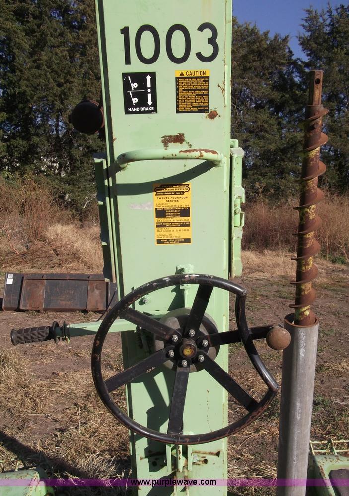 image for item G9400 Dig-r-mobile 550 auger drill