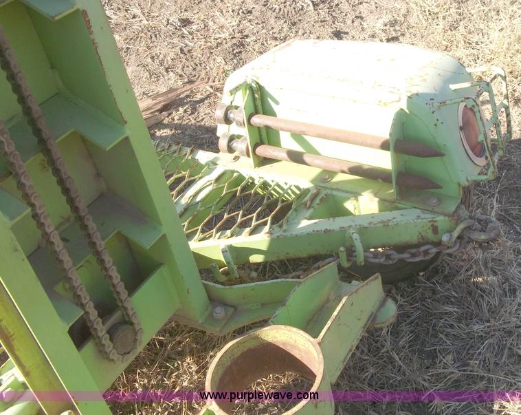 image for item G9400 Dig-r-mobile 550 auger drill