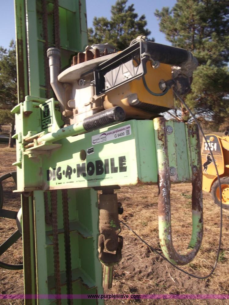 image for item G9400 Dig-r-mobile 550 auger drill
