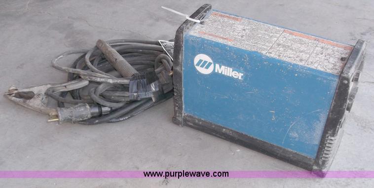 image for item G9402 Miller Maxstar 150 STL TIG welder