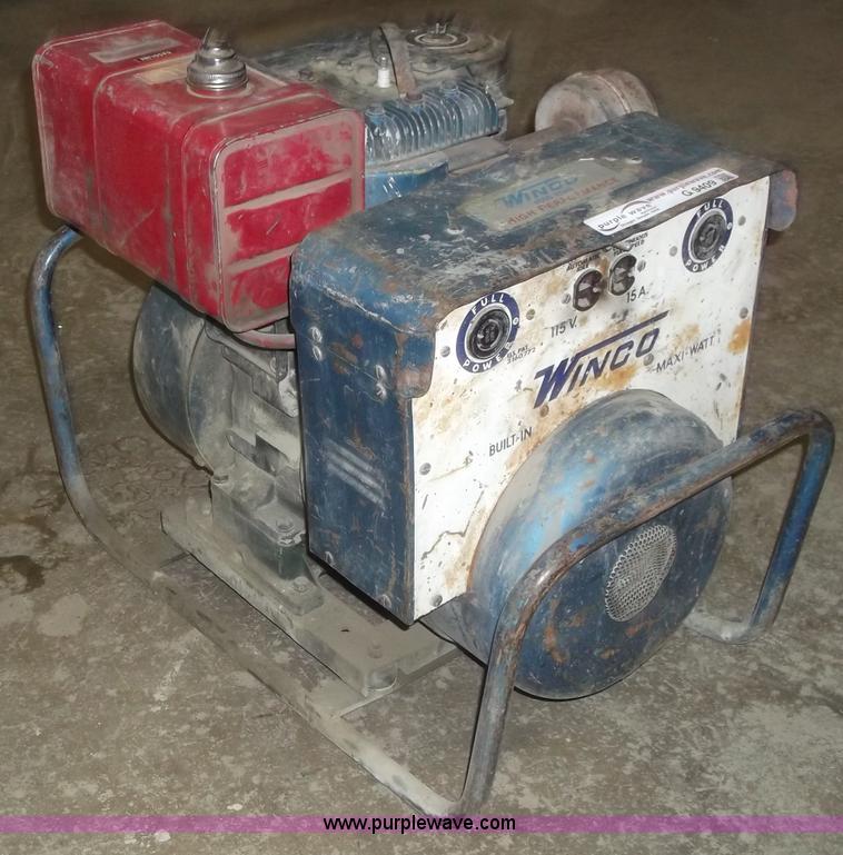 image for item G9409 Winco 4.05BM 4,500 watt generator