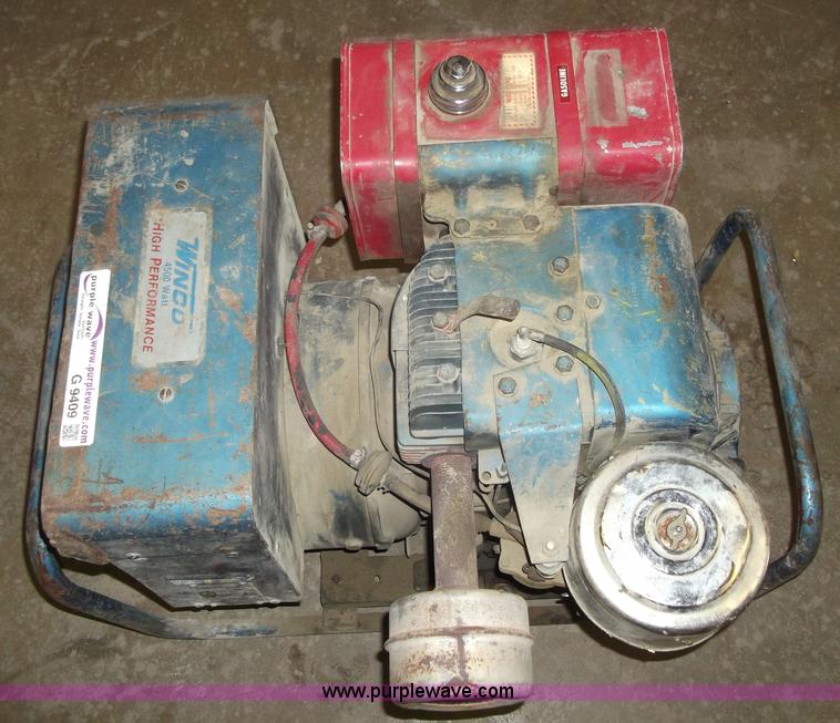 image for item G9409 Winco 4.05BM 4,500 watt generator