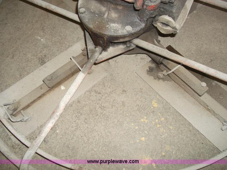 image for item G9410 Koehring Master F36 power trowel