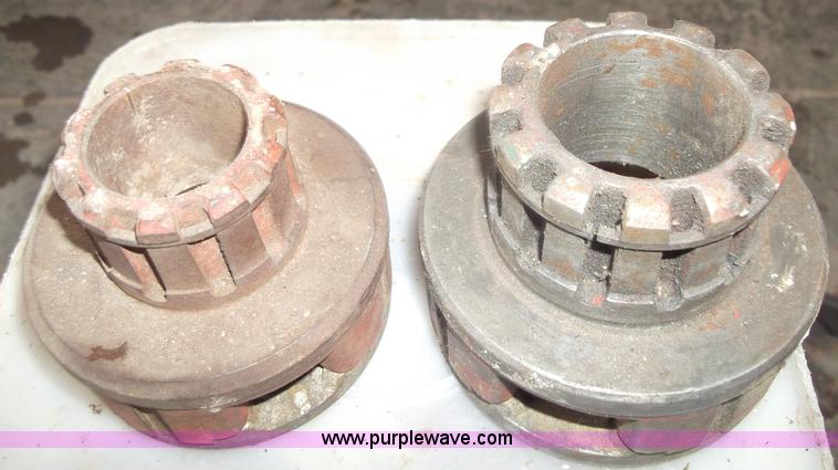 image for item G9421 (3) Ridgid pipe threaders with dies