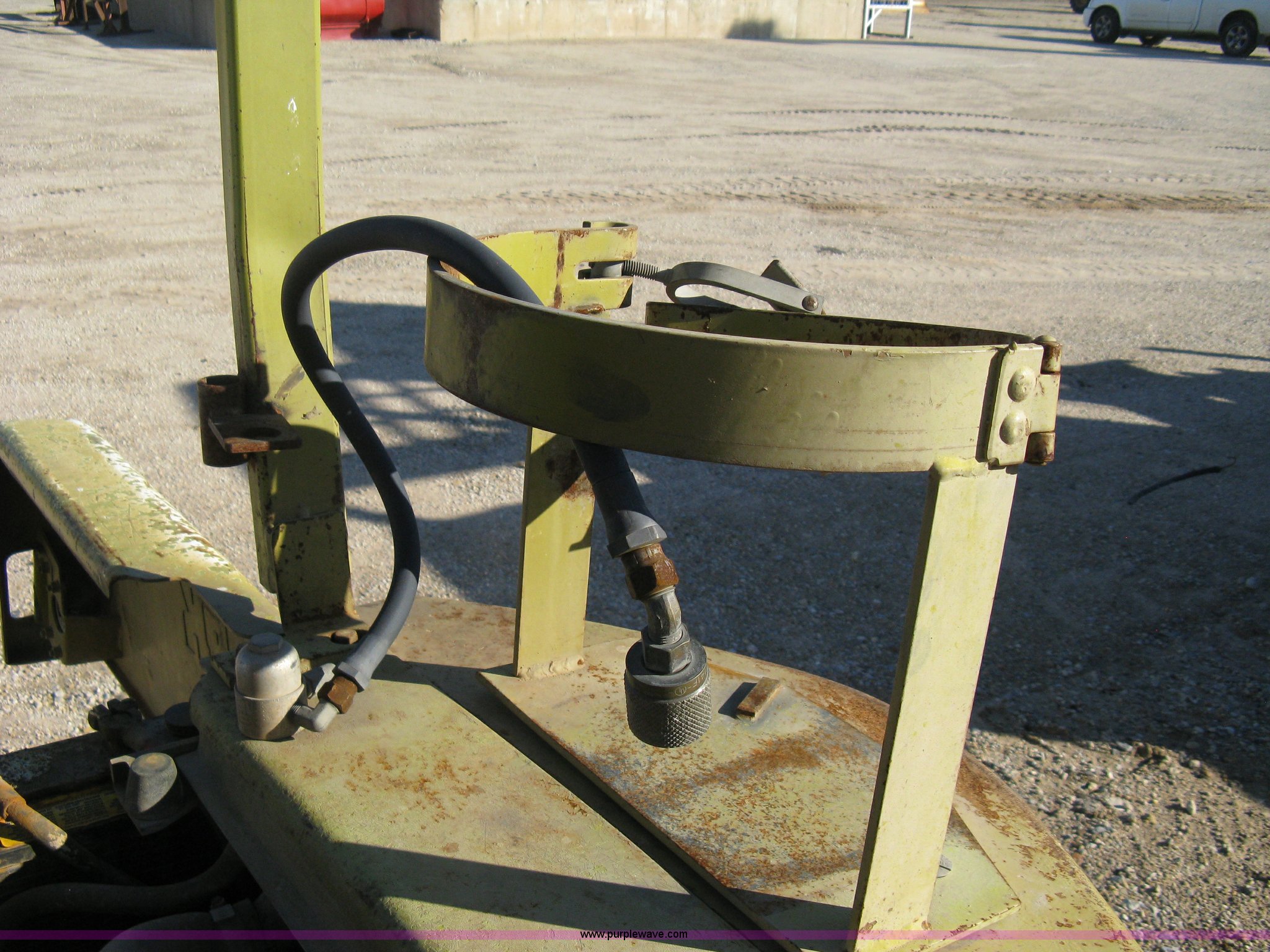 Clark C50025 forklift in Wichita, KS Item A4475 sold Purple Wave