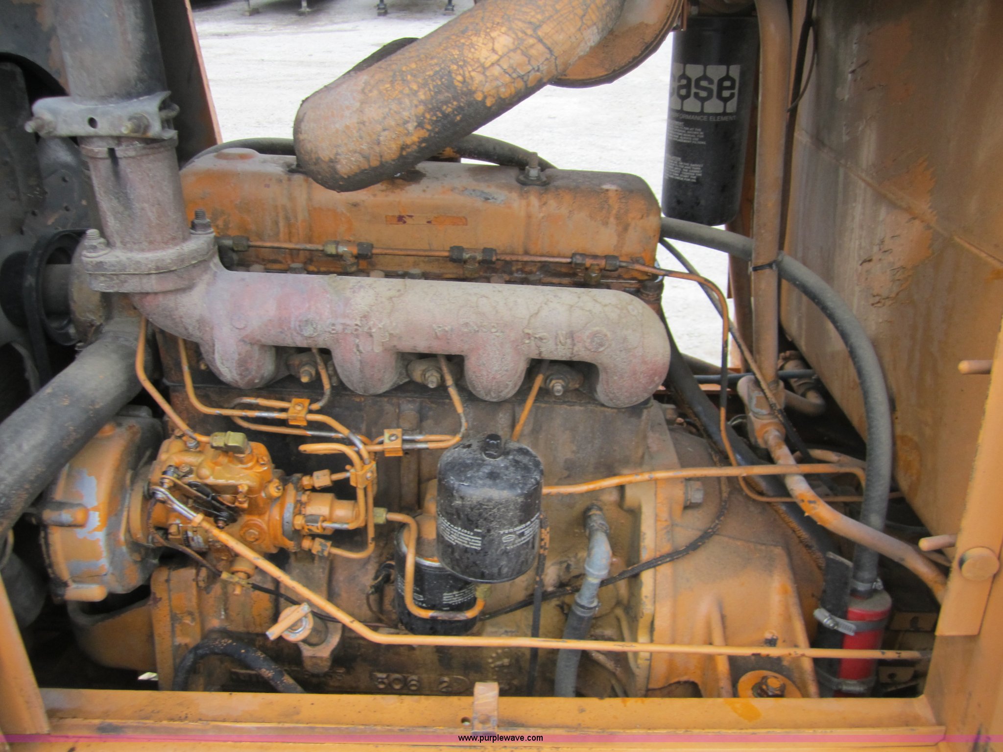 Case 586D forklift in Chanute, KS Item C5157 sold Purple Wave