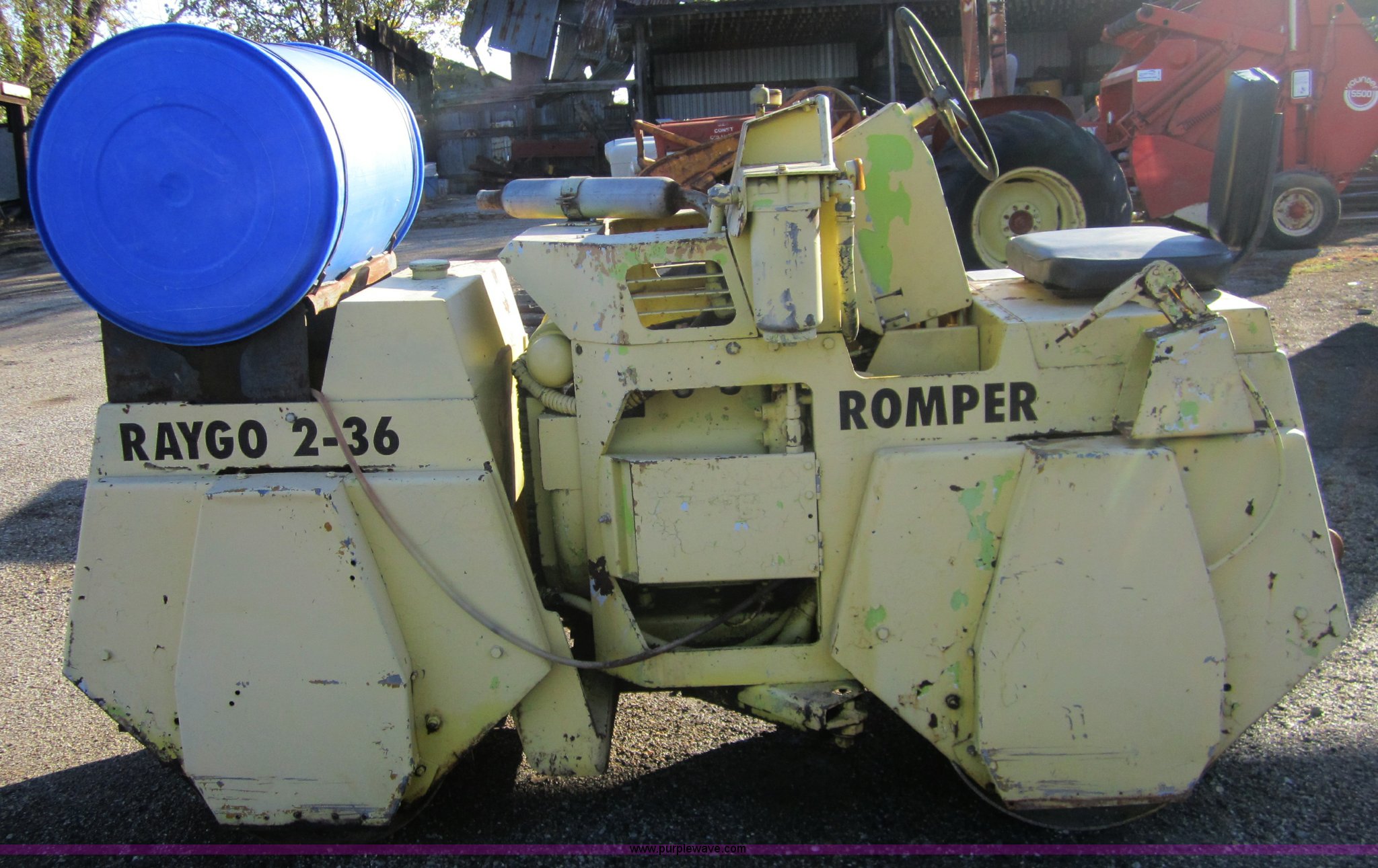 Raygo 2-36 double drum vibratory roller in Columbus, KS | Item C5163 ...