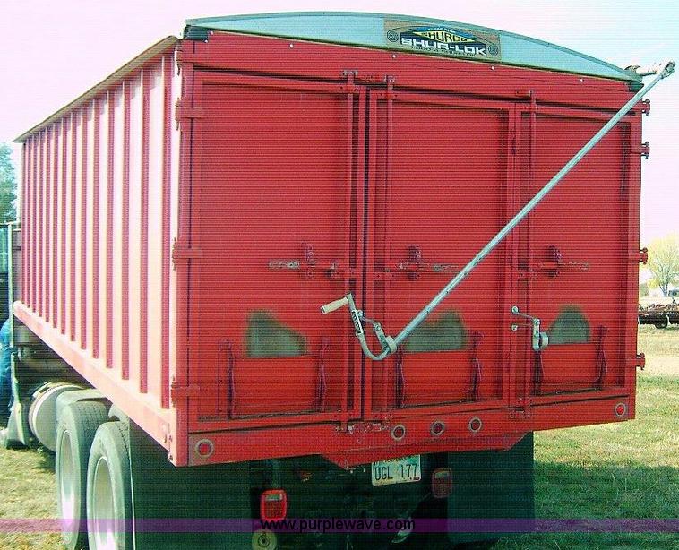 image for item A1544 1987 Kenworth T600 dump truck