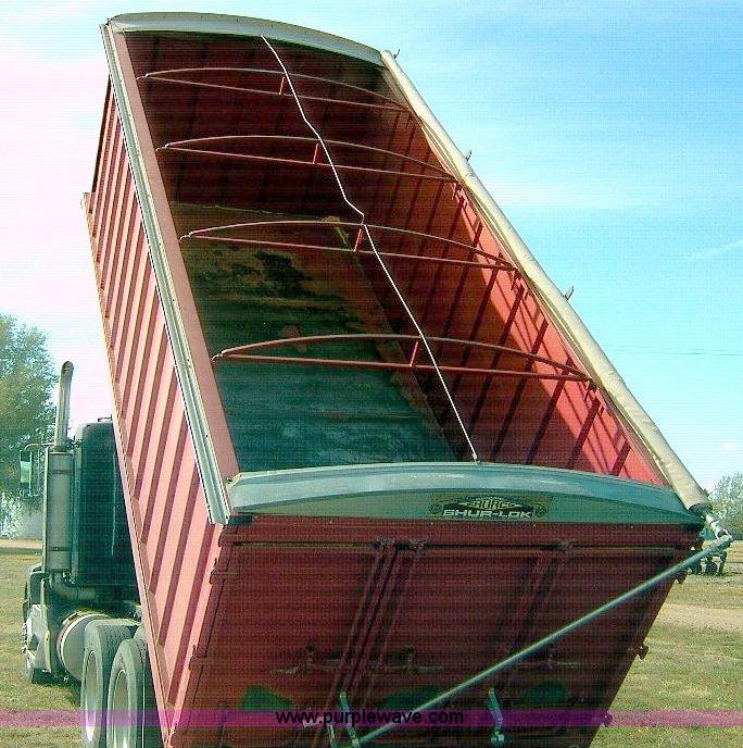 image for item A1544 1987 Kenworth T600 dump truck