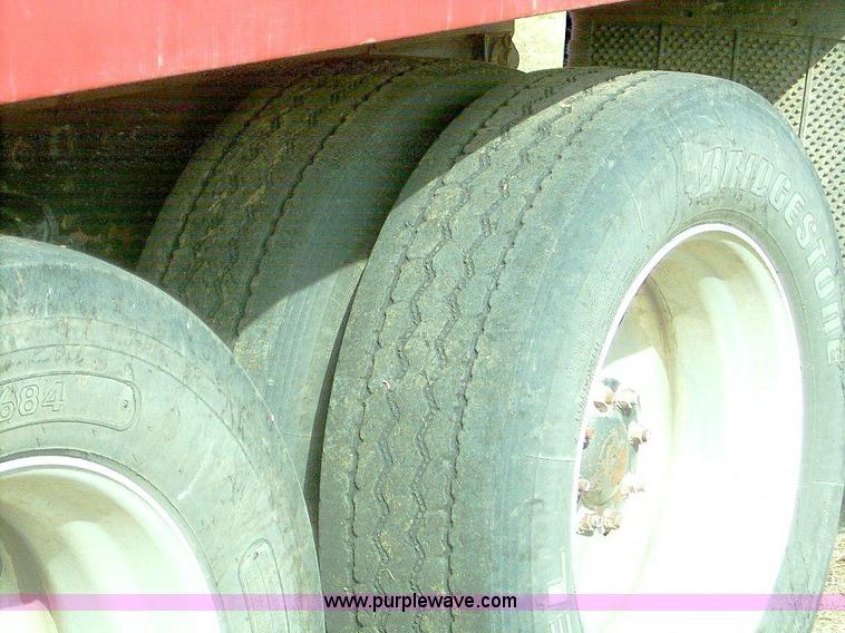 image for item A1544 1987 Kenworth T600 dump truck