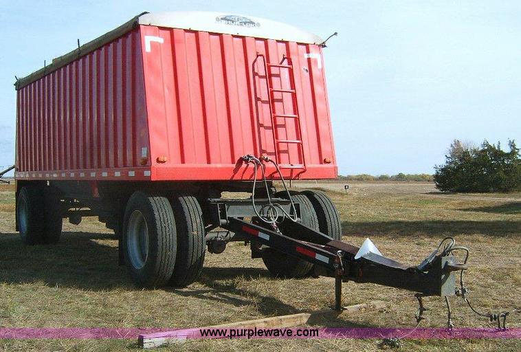 image for item A1545 1995 Jet 22' pup grain trailer