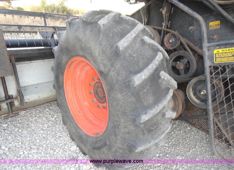 image for item A3301 1978 Gleaner K2 combine