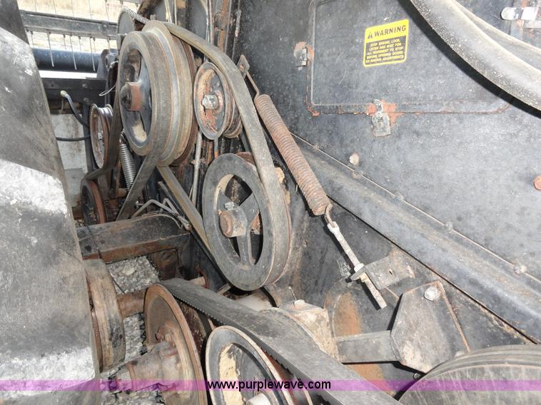 image for item A3301 1978 Gleaner K2 combine