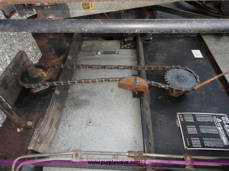 image for item A3301 1978 Gleaner K2 combine