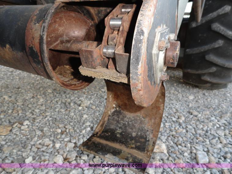 image for item A3301 1978 Gleaner K2 combine