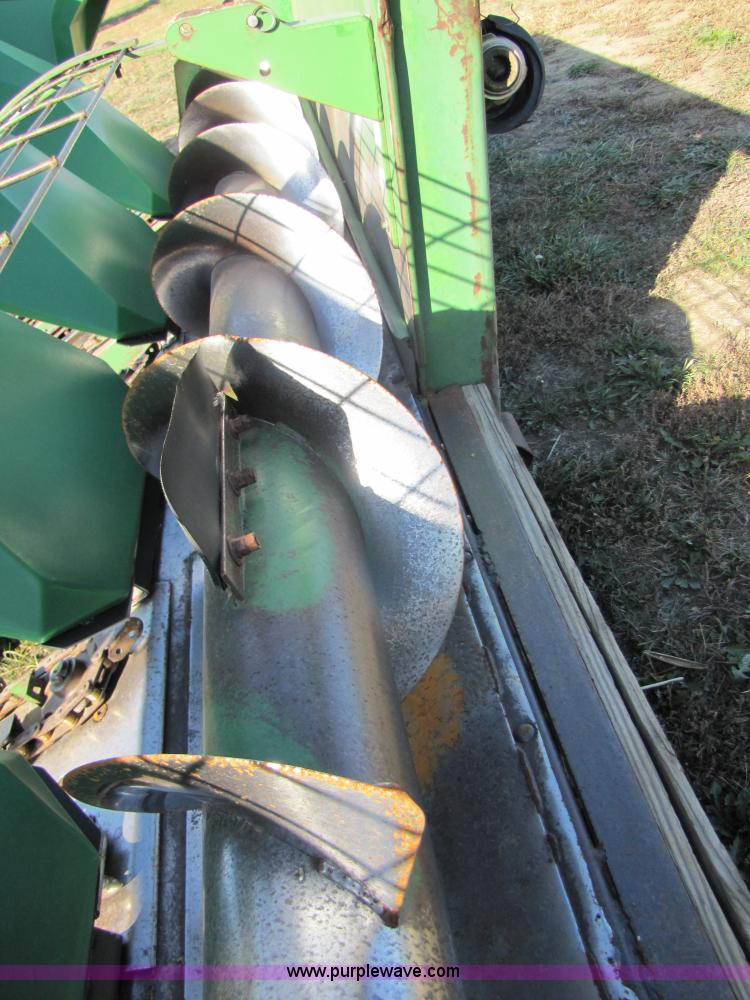image for item A4604 John Deere 843 8 row corn head