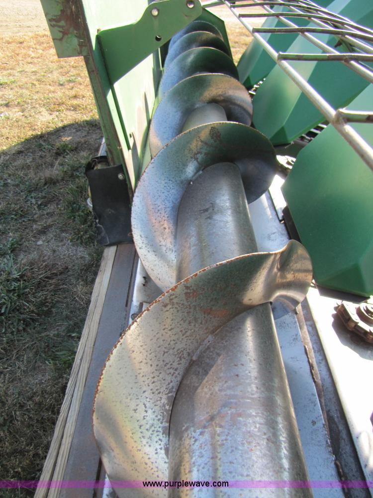 image for item A4604 John Deere 843 8 row corn head