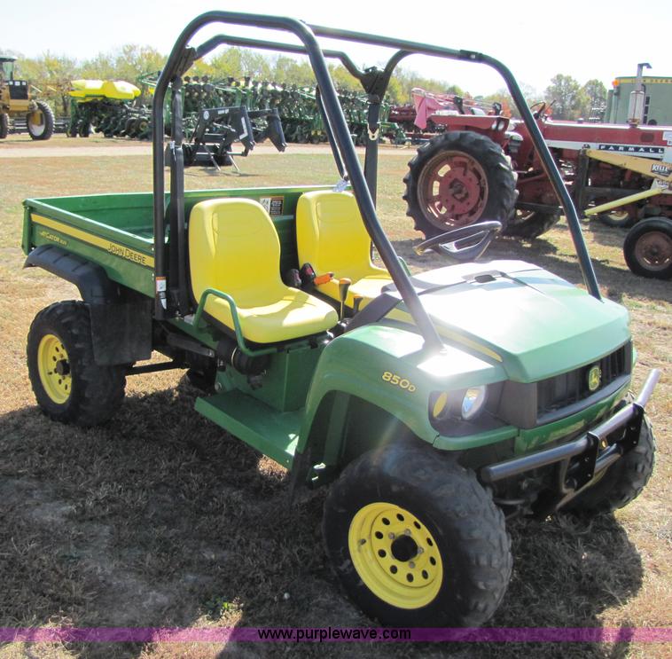 image for item A4610 John Deere 850D Gator utility vehicle