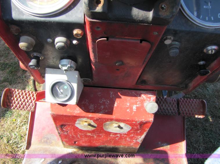 image for item A4611 Mccormick Farmall 656 tractor