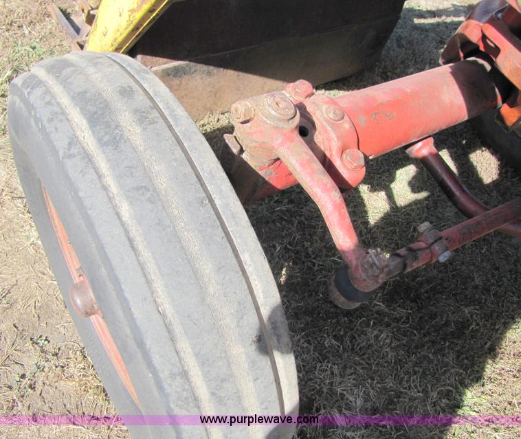 image for item A4611 Mccormick Farmall 656 tractor