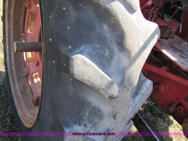 image for item A4611 Mccormick Farmall 656 tractor