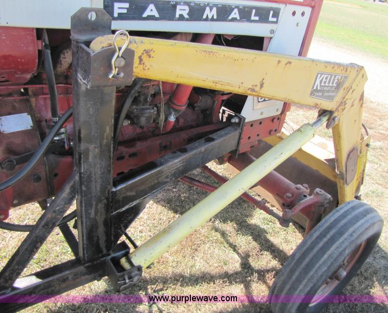 image for item A4611 Mccormick Farmall 656 tractor