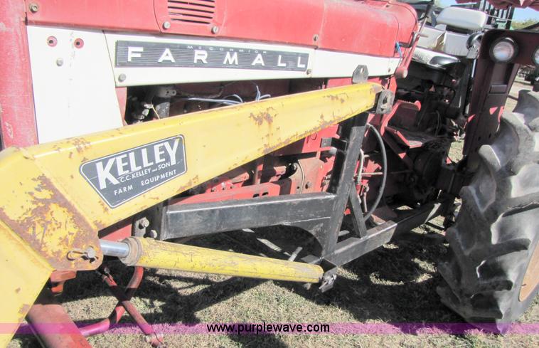 image for item A4611 Mccormick Farmall 656 tractor