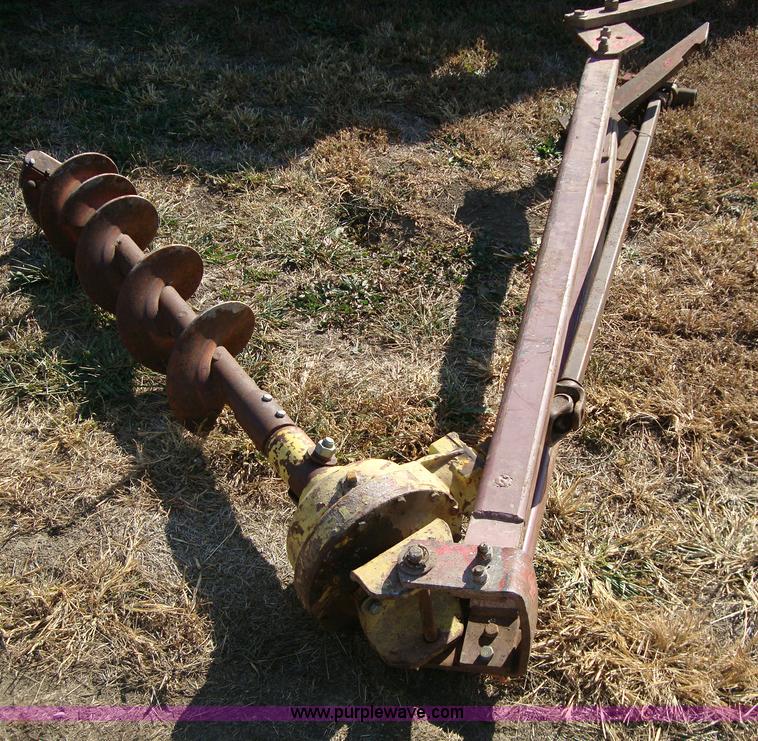 image for item A4611 Mccormick Farmall 656 tractor