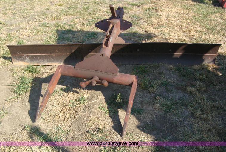 image for item A4611 Mccormick Farmall 656 tractor