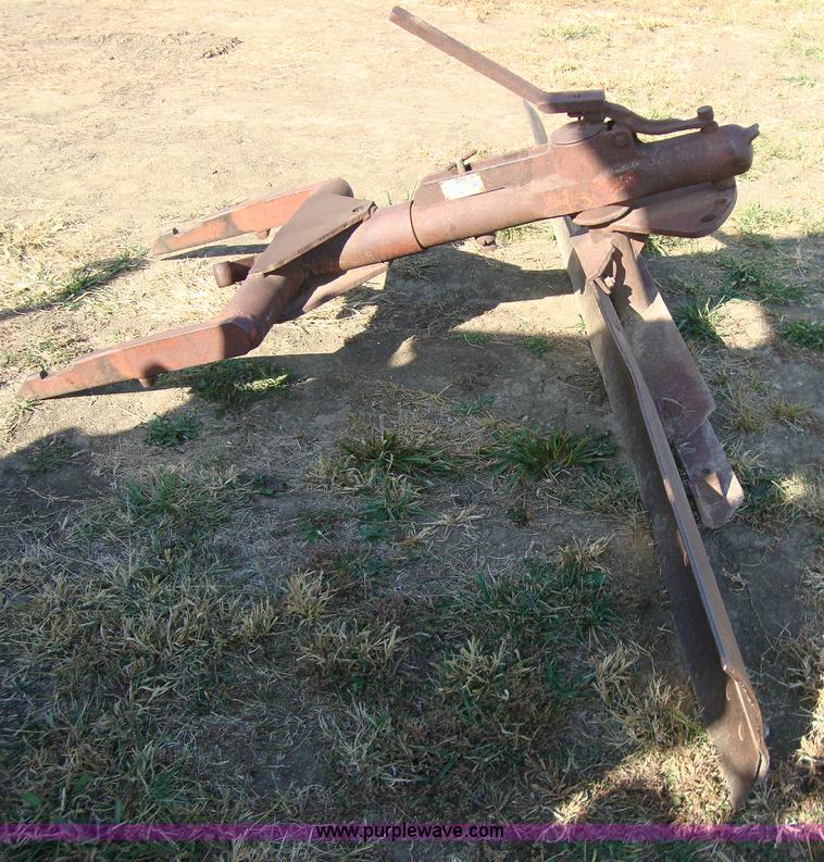 image for item A4611 Mccormick Farmall 656 tractor