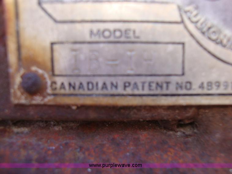 image for item A4611 Mccormick Farmall 656 tractor