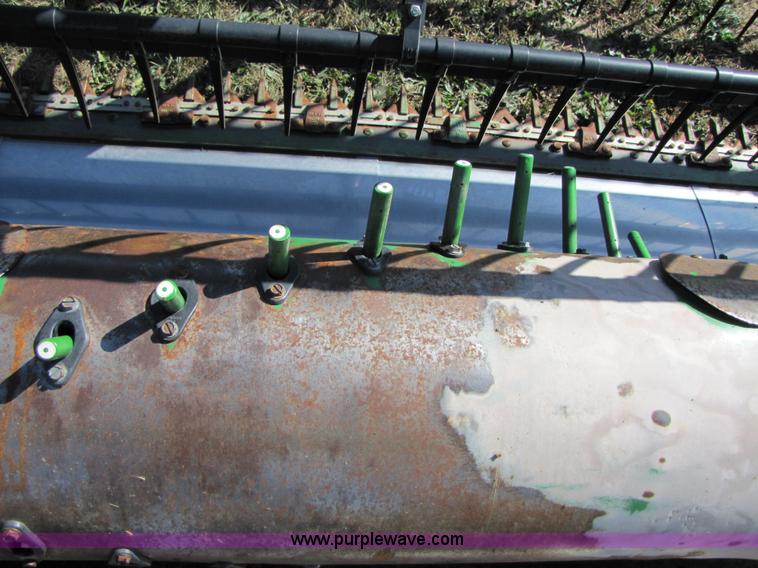image for item A4612 John Deere 925F 25' flex head