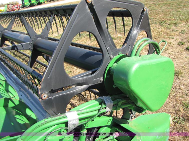 image for item A4612 John Deere 925F 25' flex head