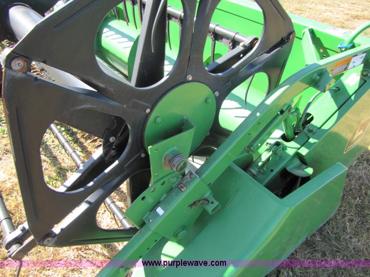 image for item A4612 John Deere 925F 25' flex head