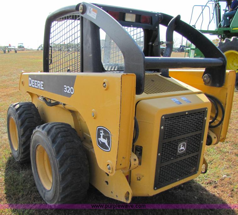 image for item A5163 2005 John Deere 320 skid loader